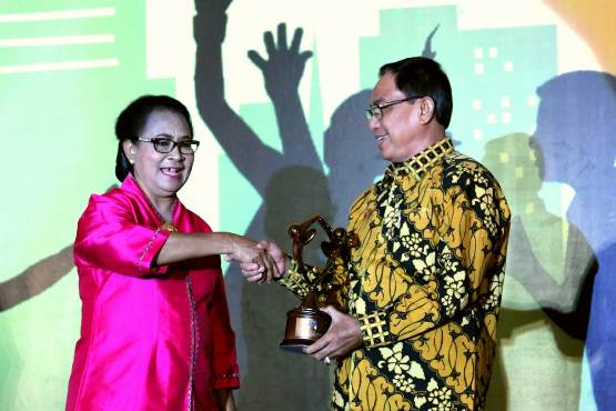 Kabupaten Inhil Raih Penghargaan Kota Layak Anak 2018 untuk Tembilahan